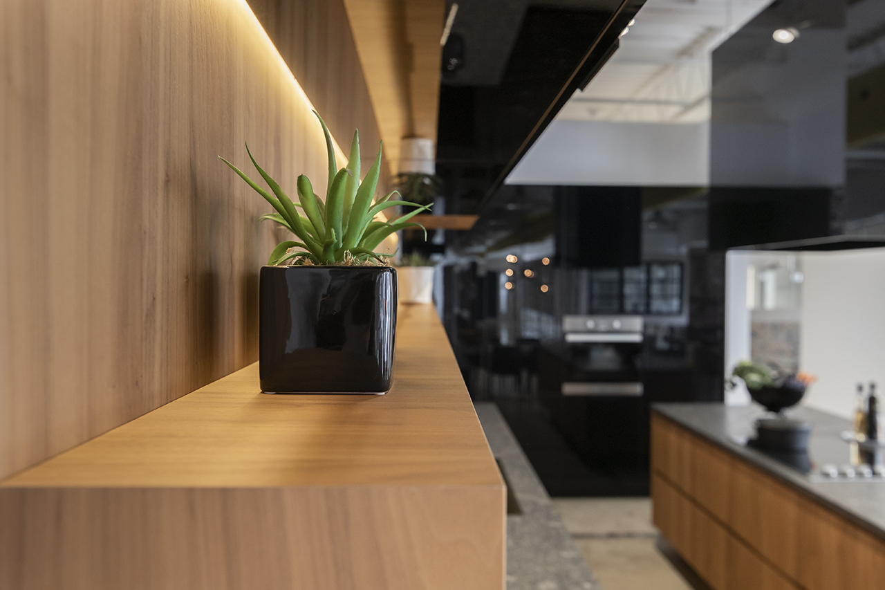 Contemporary Walnut Kitchen | Laval
