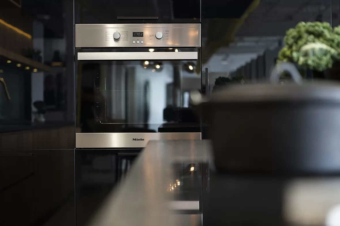 Contemporary Walnut Kitchen | Laval