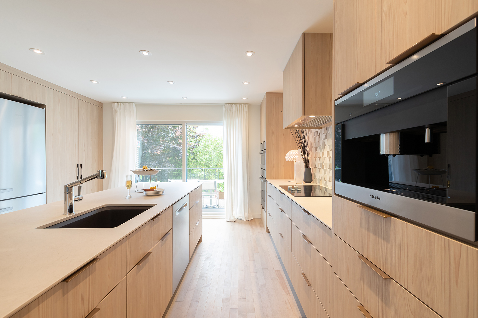 Modern Kitchen | Griffintown